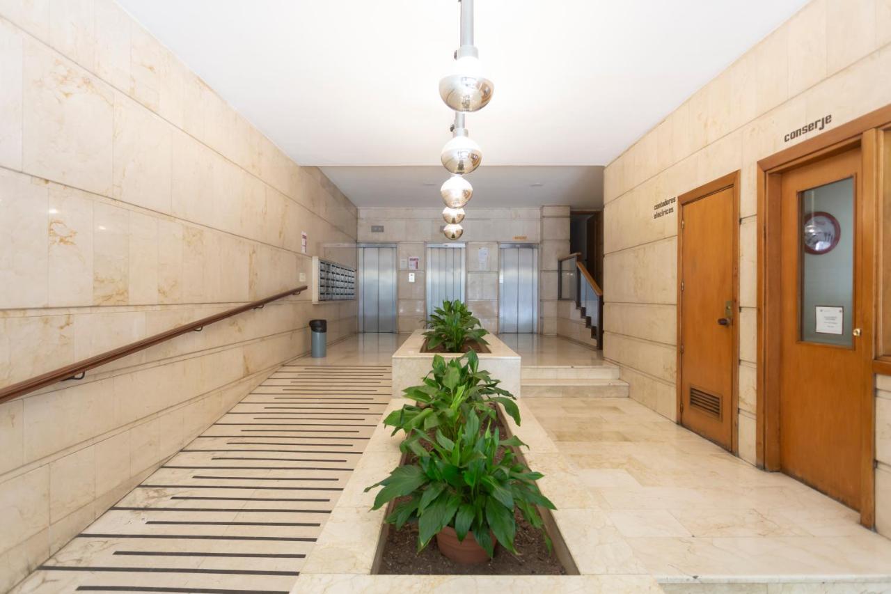 Menéndez Pelayo Sevilla Urban Exterior foto