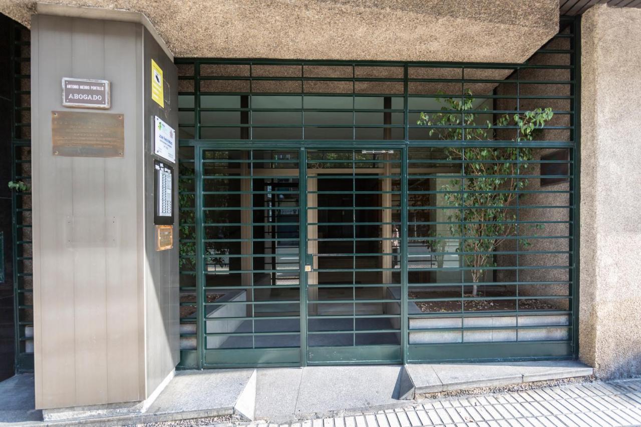 Menéndez Pelayo Sevilla Urban Exterior foto